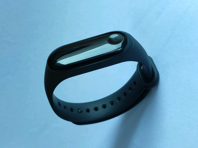 小米手環(huán)3 NFC版 一款兼具實(shí)用與便利的入門(mén)級(jí)NFC運(yùn)動(dòng)手環(huán)